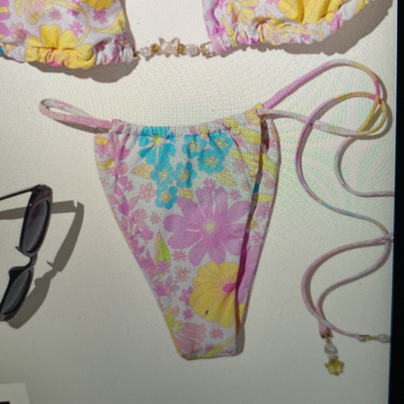 Beach Bunny nwt in package Priscilla Tango Bottom size small - Picture 3 of 6